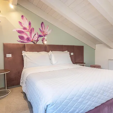 Affittacamere Profumi Di Primavera Luxury Rooms&suite
