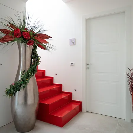 Profumi Di Primavera Luxury Rooms&suite 4*