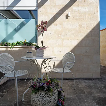 Affittacamere Profumi Di Primavera Luxury Rooms&suite 4*