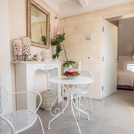 Affittacamere Profumi Di Primavera Luxury Rooms&suite